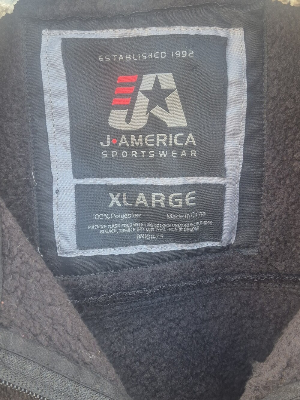 Men's Fleece Jacket - Picture 2 of 3